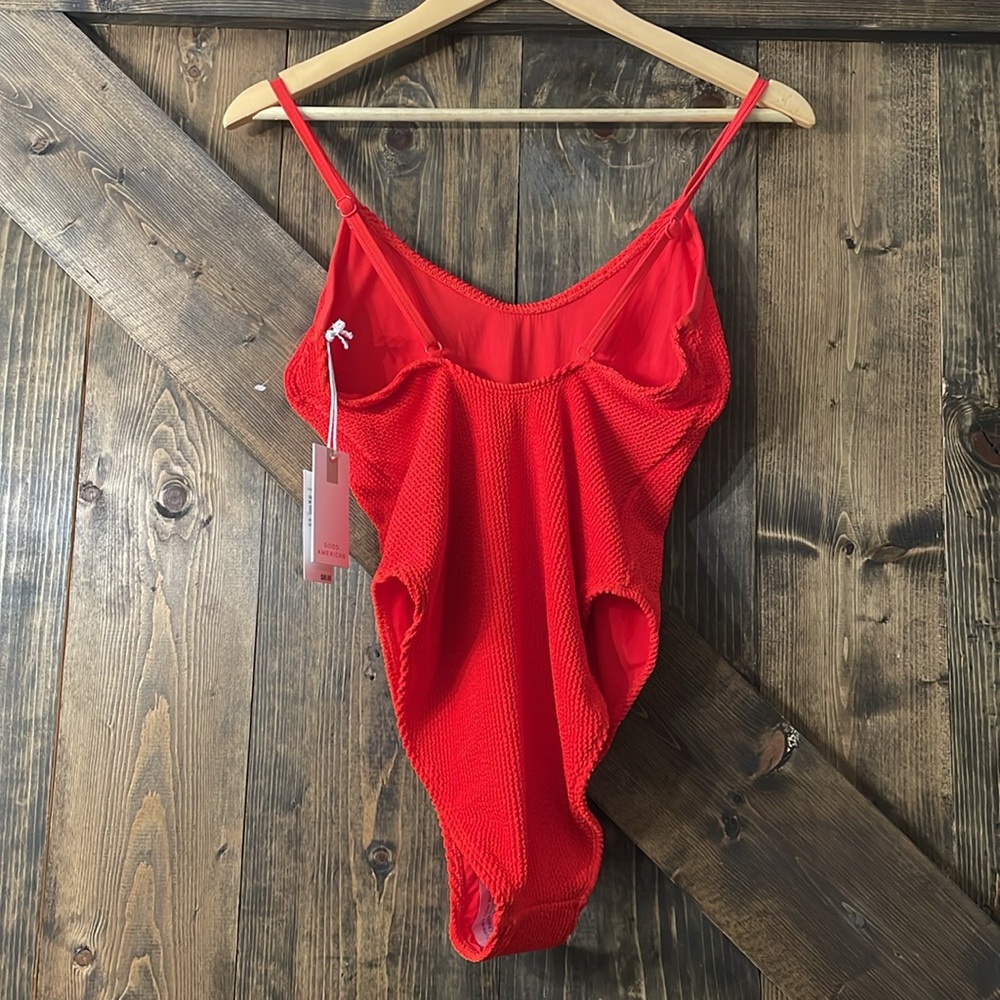 GOOD AMERICAN Always Fit One Piece Swimsuit - Picture 6 of 10